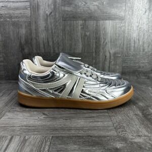Steve Madden Madrid Sneakers Women 7.5 Silver Metallic Retro Soccer Gum Sole NEW